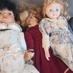 dolls