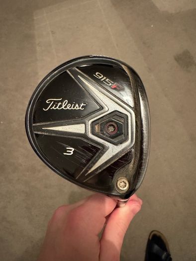 Titleist 915F 3 Wood