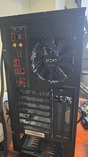 PC case with cooling