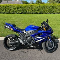 Yamaha R1