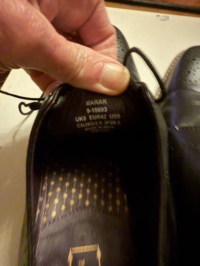 TED BAKER. Men's Shoes. Brogue Style. Size:8. UK. Excellent Condition.