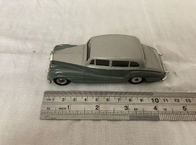 Dinky 150. Rolls Royce Silver Wraith. Mint