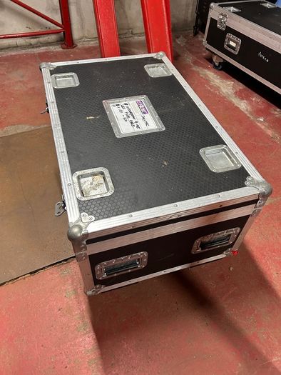 Flight Case for 8 Led pars Lights or similar