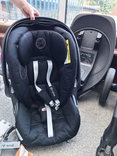 Cybex Cybex Cloud T i-Size Rotating Baby Car Seat