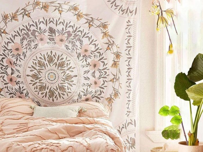 Sketched Floral Medallion Tapestry, White Bohemian Mandala Wall Hanging Tapestries (MULTIPLE SIZES)