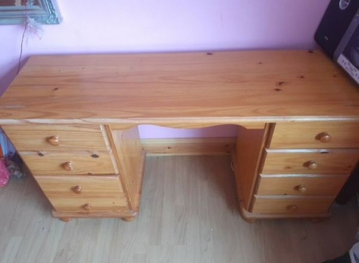 Chest of drawers study desk