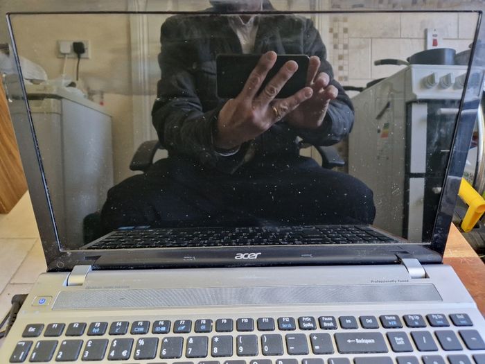 Acer Aspire Laptop, Windows 10, 6GB Ram, 500GB HDD, i3 Core, Microsoft Edge, Chrome,