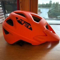 MET Echo MTB Cycling Helmet Size L Excellent Condition