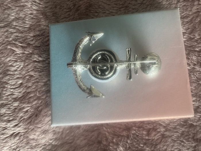 Chanel inspired silver tone large 6 cm anchor brooch Free post