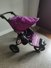 Out n About single buggy