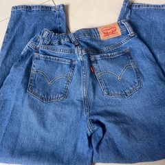 Girls Levi jeans