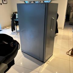 2 Slide-out filing cabinets