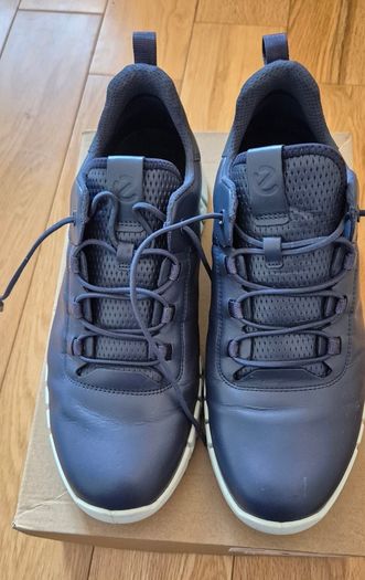 Ecco Mens Trainers