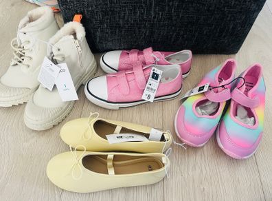 uk size 1 girls shoes