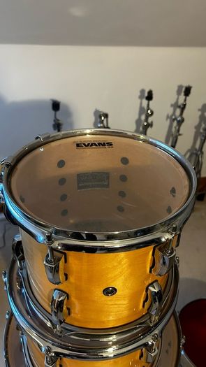 Pearl Vision Birch drum kit