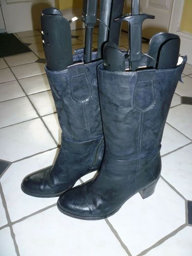 Manas Designer Black Leather boots. Soft All Leather High heel Italian. Uk 6.5 Eu 40. Excellent condition.