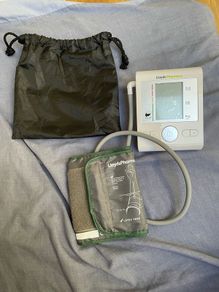 Blood pressure monitor