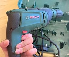 Bosch Universalimpact 730 730w Electric Impact Drill 220-240v