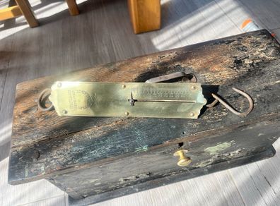 Antique Chatillons New York Brass Scales