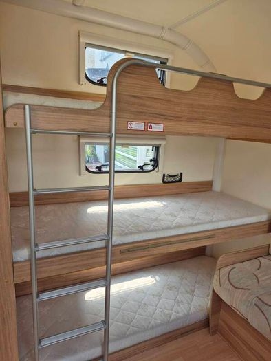 Bailey Orion 450/5. Triple Bunks