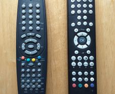 Programmable TV Remote Control Handsets Make Ruwido Amadeus Symphony TV