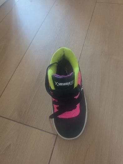 Heelys skates