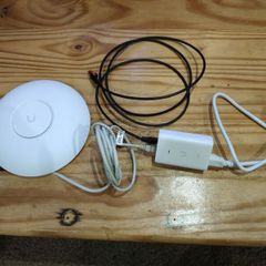 Ubiquiti UniFi U7 Pro Wi-Fi 7 Access Point with PoE Injector