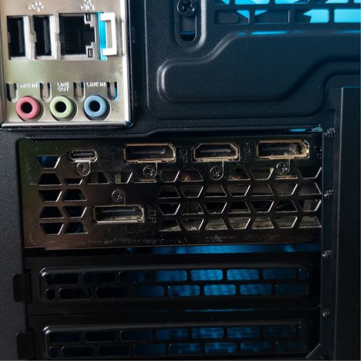 Black Gaming Pc - Plug & Play | Rtx 2070 | I5 9400 | 16gb Ram | 480gb Ssd