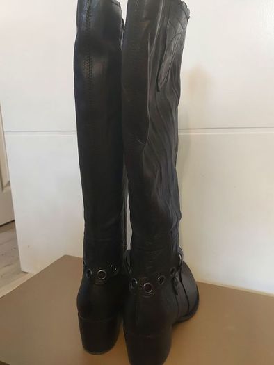 RRP 160 Eur French Design Real Leather Ladies Tall boots noir black perforated Fugitive new boxed size 5 LAST PAIR LEFT