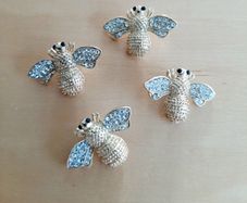 Bumble bee buttons