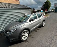 2017 Automatic Nissan Qashqai Suv