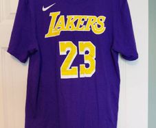 Mens LA Lakers t shirt