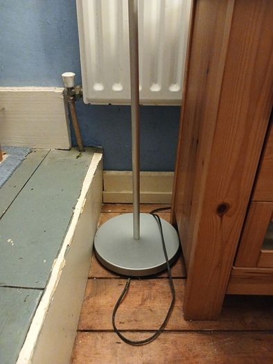 floor lamp