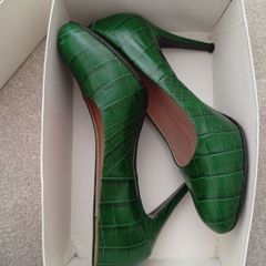 L.K Bennett high heels snake green