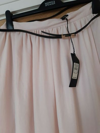 New River  Island  Light Pink Sheer Skirt. S.12