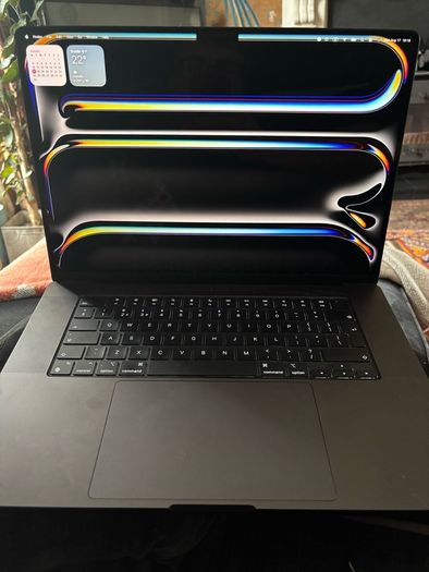 16" MacBook M3 Pro Chip 1tb 18 core GPU