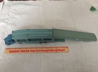 Dinky. 982 Pullmore car transporter and 794 (matching) loading ramp. Excellent condition.