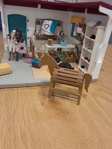schleich tack shop