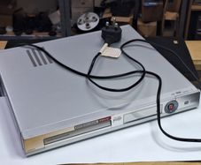 Philips DVDR3380 DVD Recorder Player DVD / Recorder - Used