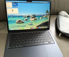Macbook Air 13 M5. 10 Core CPU .16GB -512 GB.2026