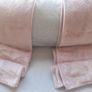 Pink throws (set of 2) Image 2