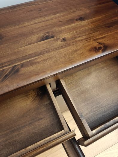 Sideboard / 1.2 W /810 H / 400 D.