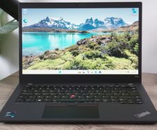 Lenovo ThinkPad T14s Ultrabook | i7-1185G7 | 16GB | 256GB