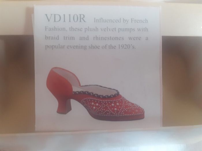 Vintage 1999 Coral Rhinestone 1920s  Shoe.