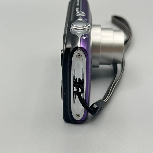 Nikon Coolpix S3100 14MP Digital Camera Purple - Full Kit