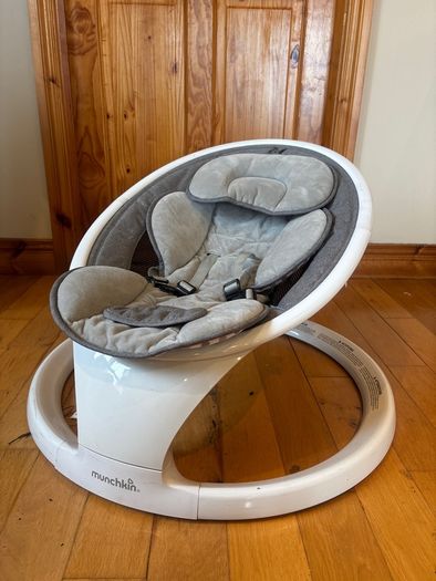 munchkin baby swing