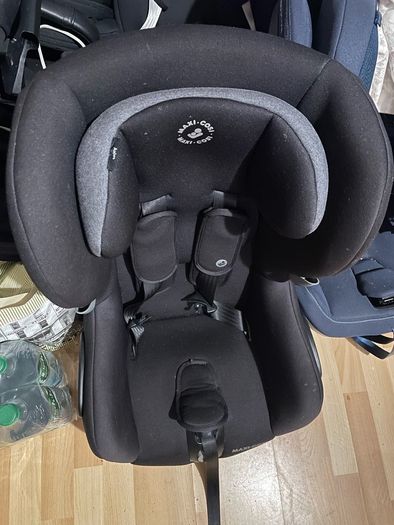 Maxi cosi axis