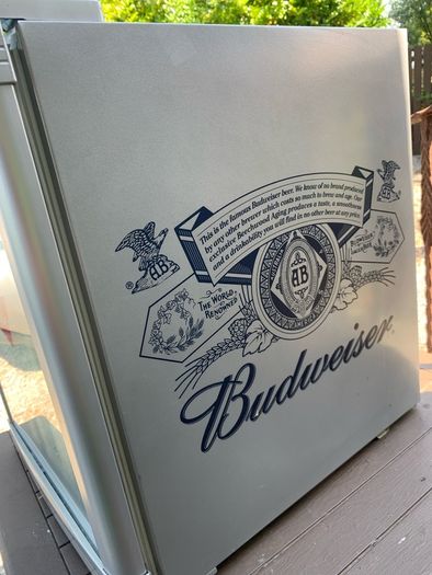 Drinks Fridge Husky Budweiser