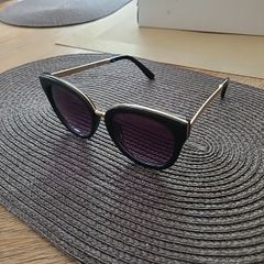 womans accesories