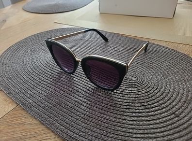 womans accesories